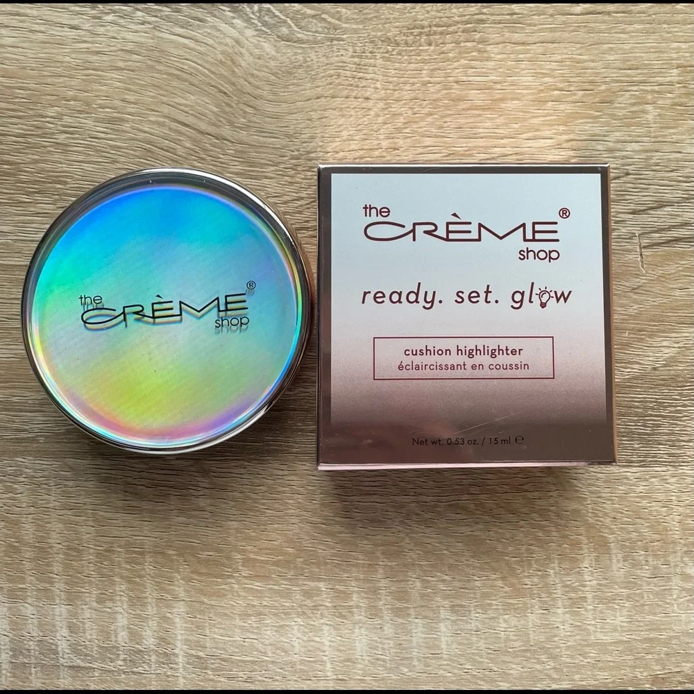 The Crème Shop: Cushion Highlighter - Picture 2 of 3